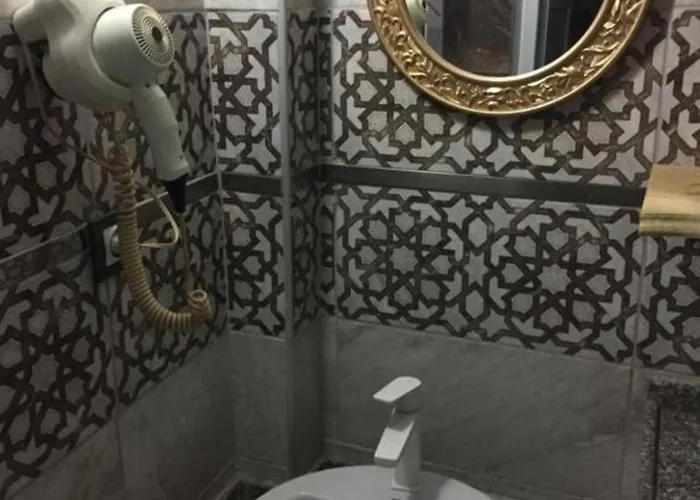 Güneş Oda ve Kahvaltı 4*