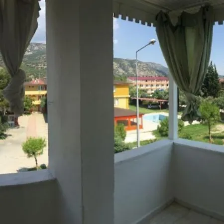 Guenes Apart Bed & Breakfast Pamukkale